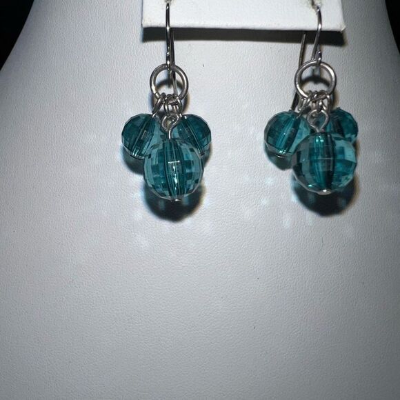 Triple Turquoise Faceted Bead Earrings (Looks Like Mickey Heads) - Picture 7 of 7